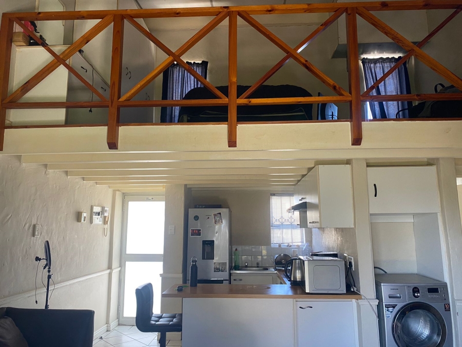 To Let 1 Bedroom Property for Rent in Humewood Extension Eastern Cape
